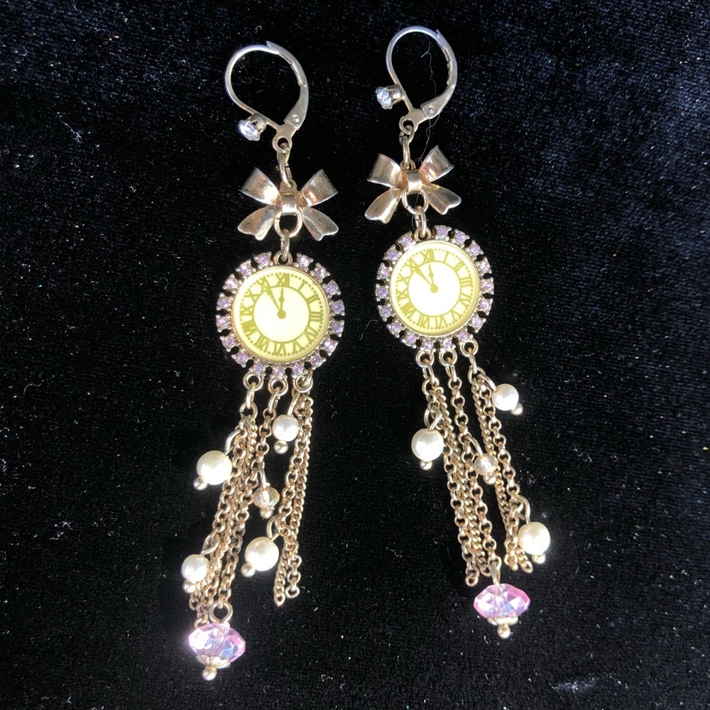 Betsy Johnson clock & rhinestone dangle earrings